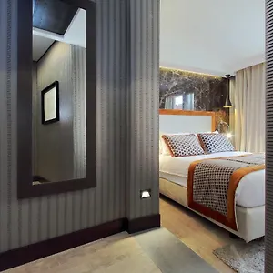 Helmirage Piazza Di Spagna Guest house